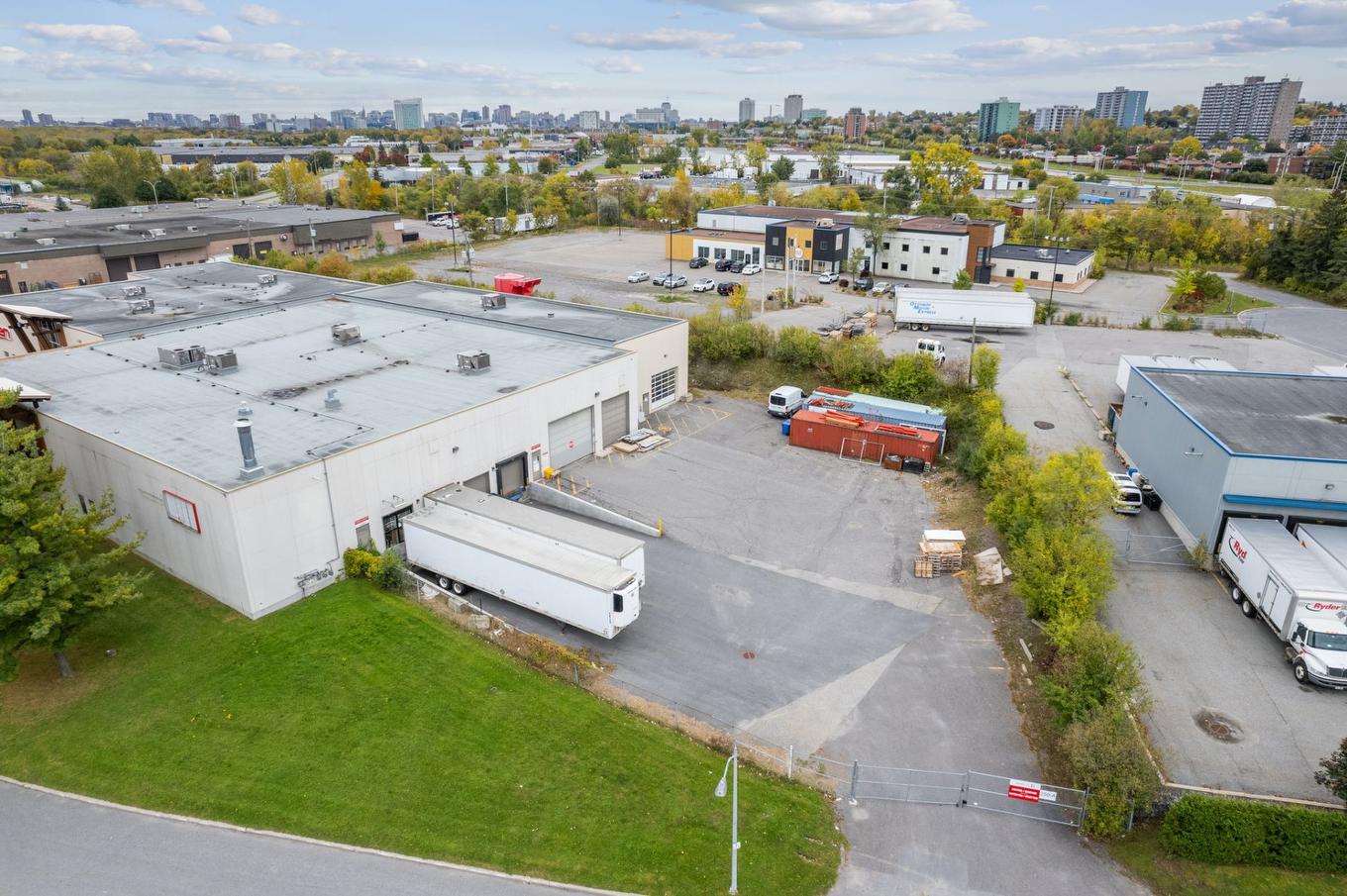 Shipping (door/dock) - 250 Rue Deveault, Gatineau (Hull), QC - Outdoor With View