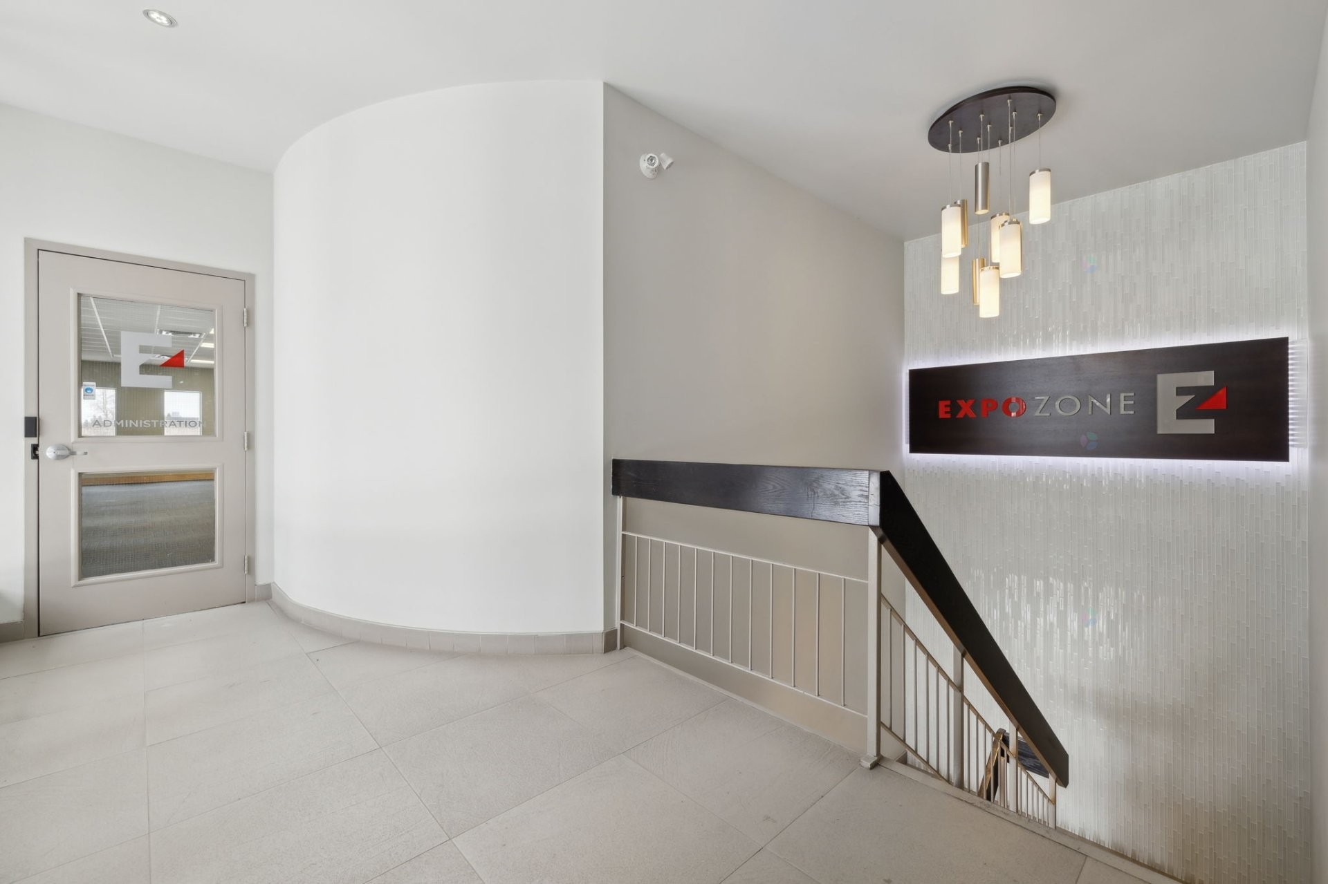 Mud Room - 250 Rue Deveault, Gatineau (Hull), QC - Indoor Photo Showing Other Room