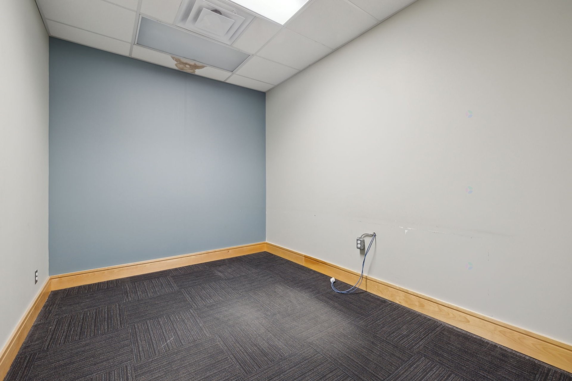 Office - 250 Rue Deveault, Gatineau (Hull), QC - Indoor Photo Showing Other Room