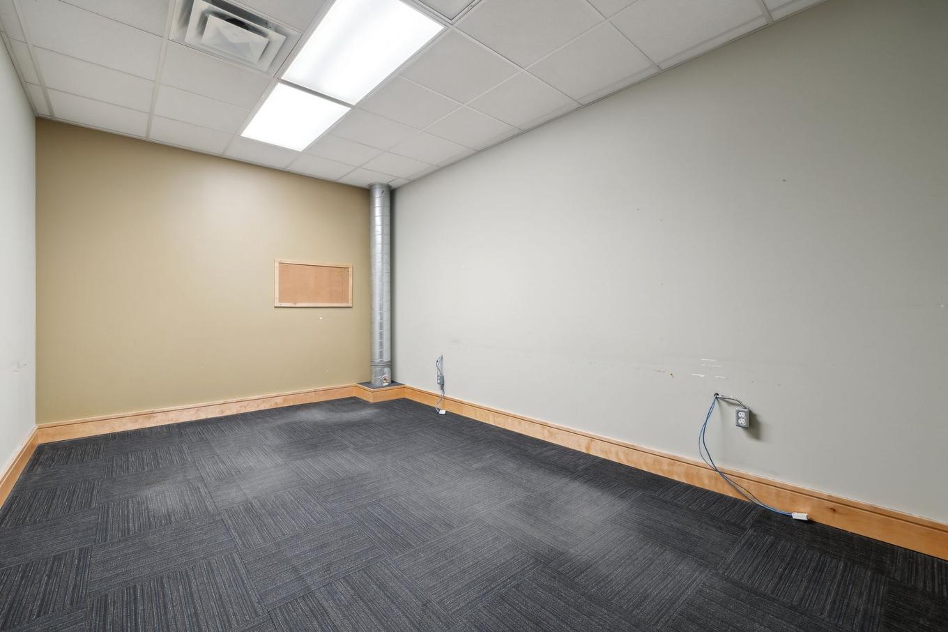 Office - 250 Rue Deveault, Gatineau (Hull), QC - Indoor