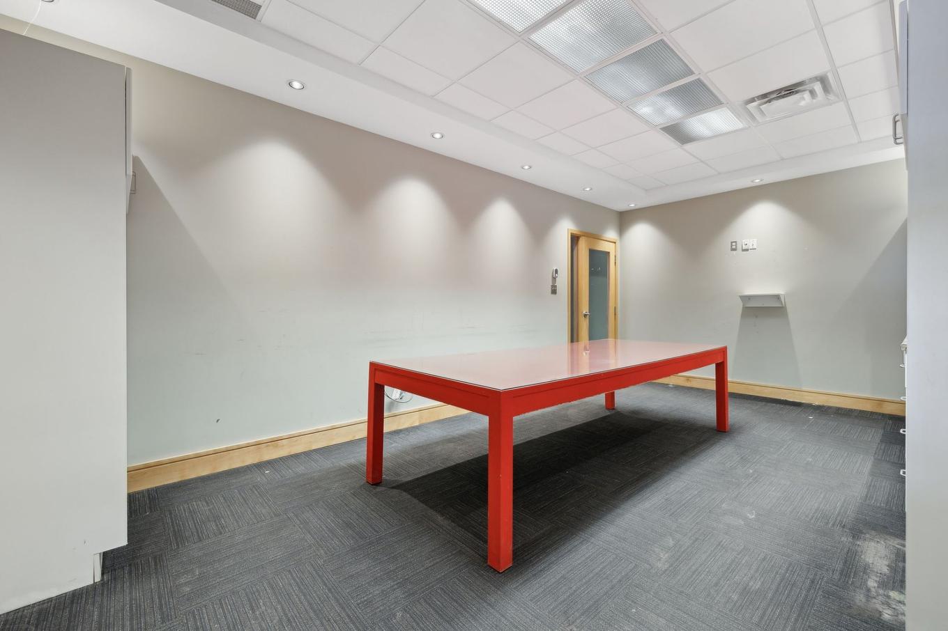 Kitchen - 250 Rue Deveault, Gatineau (Hull), QC - Indoor Photo Showing Other Room