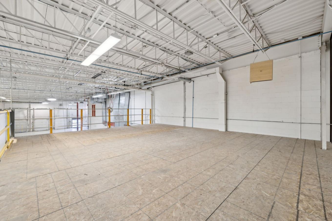 Mezzanine - 250 Rue Deveault, Gatineau (Hull), QC - Indoor