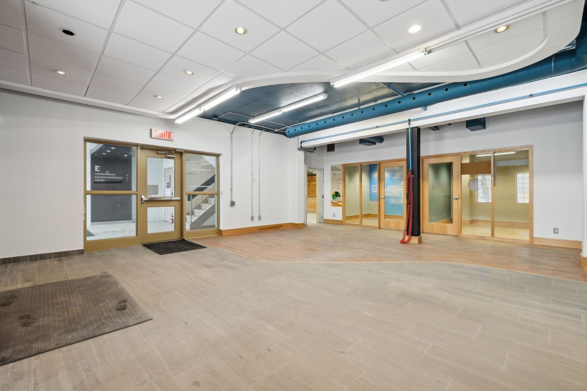 Office - 250 Rue Deveault, Gatineau (Hull), QC - Indoor Photo Showing Other Room