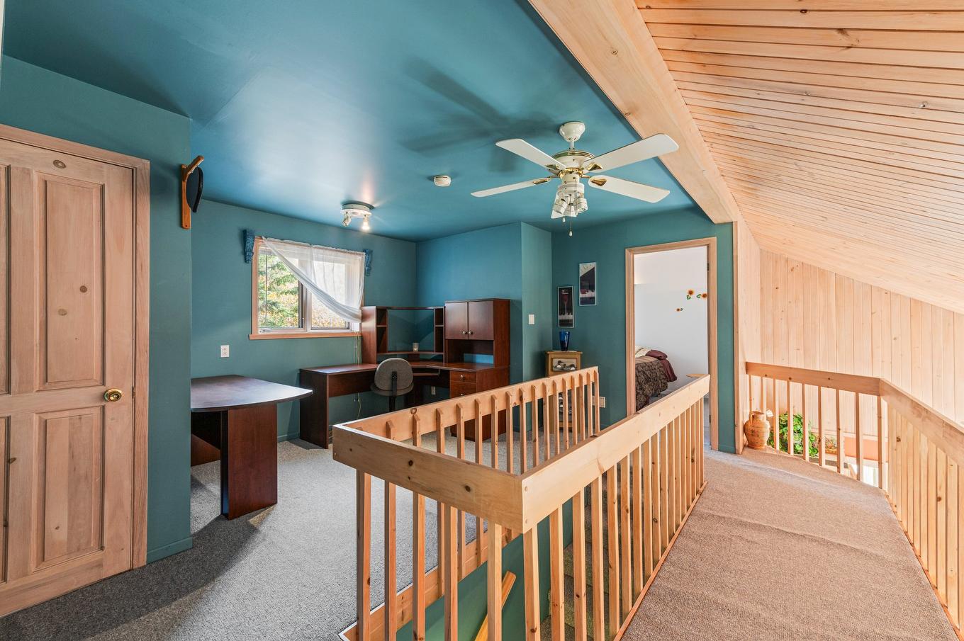 Boudoir - 44 Ch. Paquette, Val-Des-Lacs, QC - Indoor Photo Showing Other Room