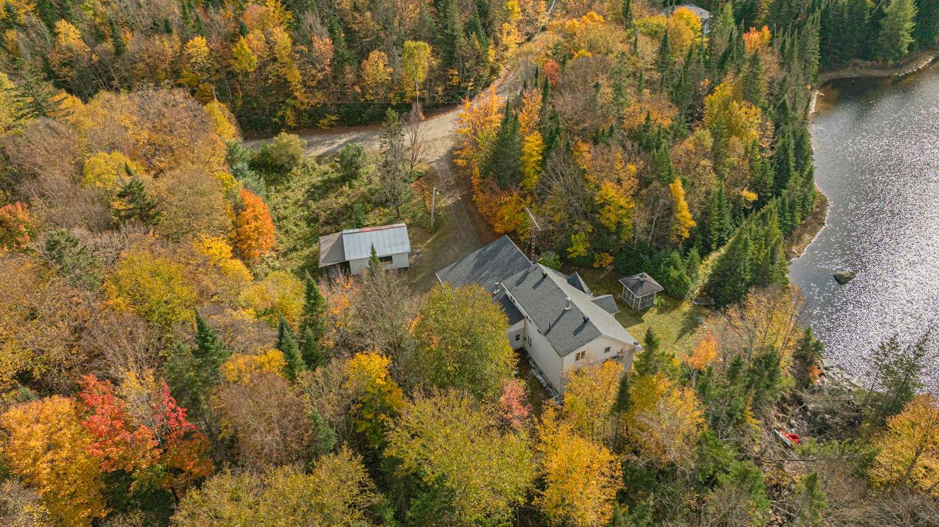 Vue sur l'eau - 44 Ch. Paquette, Val-Des-Lacs, QC - Outdoor With View