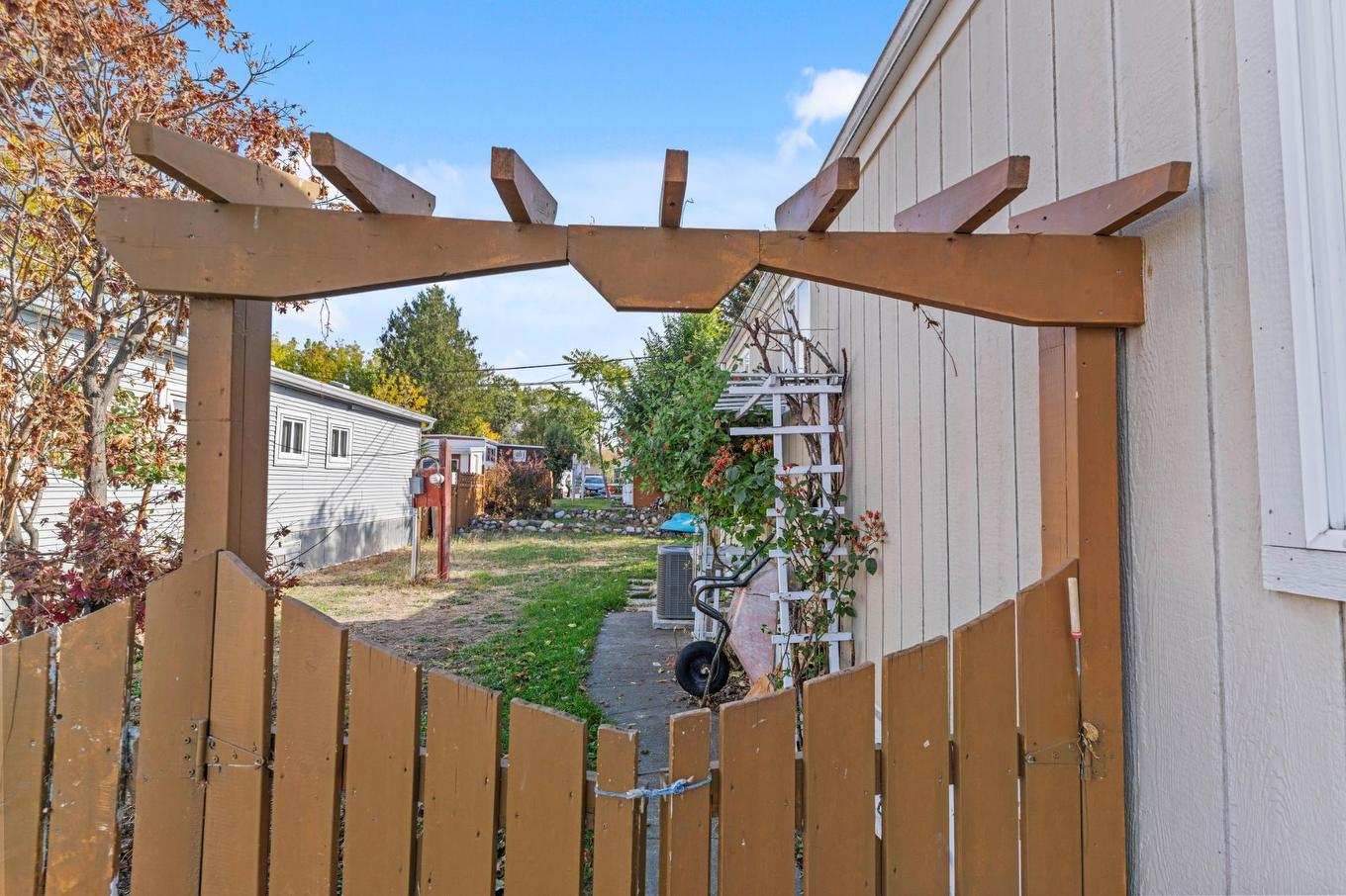 25-25 Edward Street, Kamloops, BC