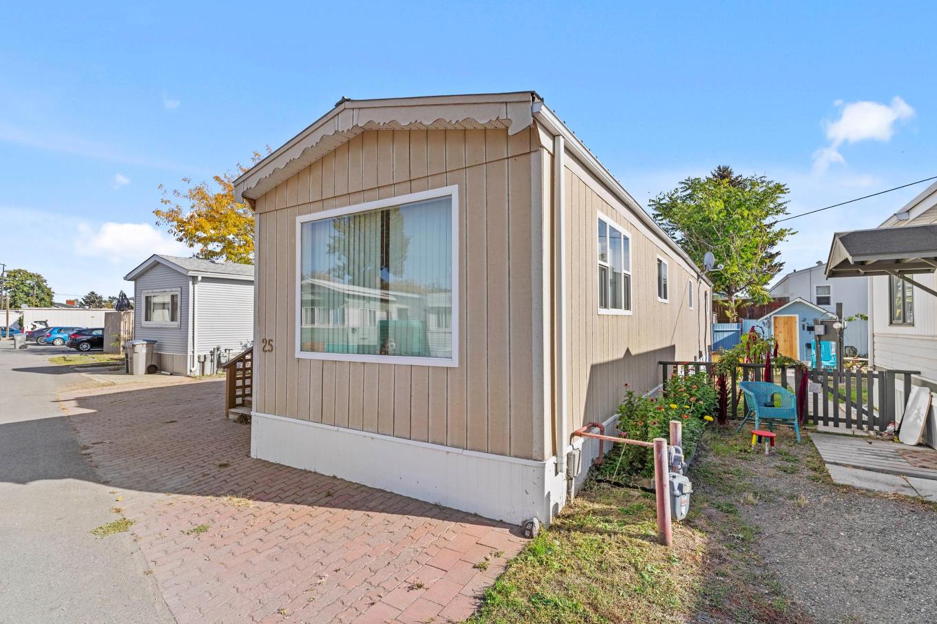 25-25 Edward Street, Kamloops, BC