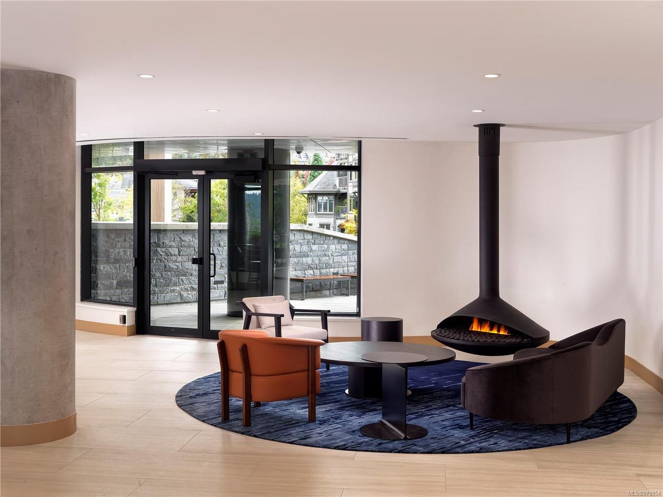 1206-2000 Hannington Rd, Langford, BC - Indoor