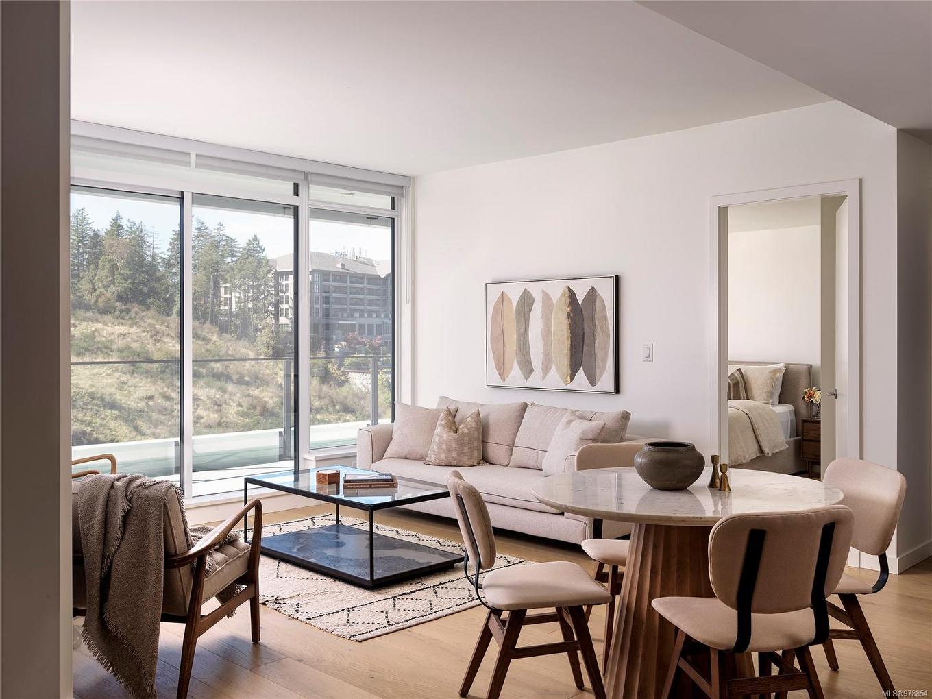 1206-2000 Hannington Rd, Langford, BC - Indoor