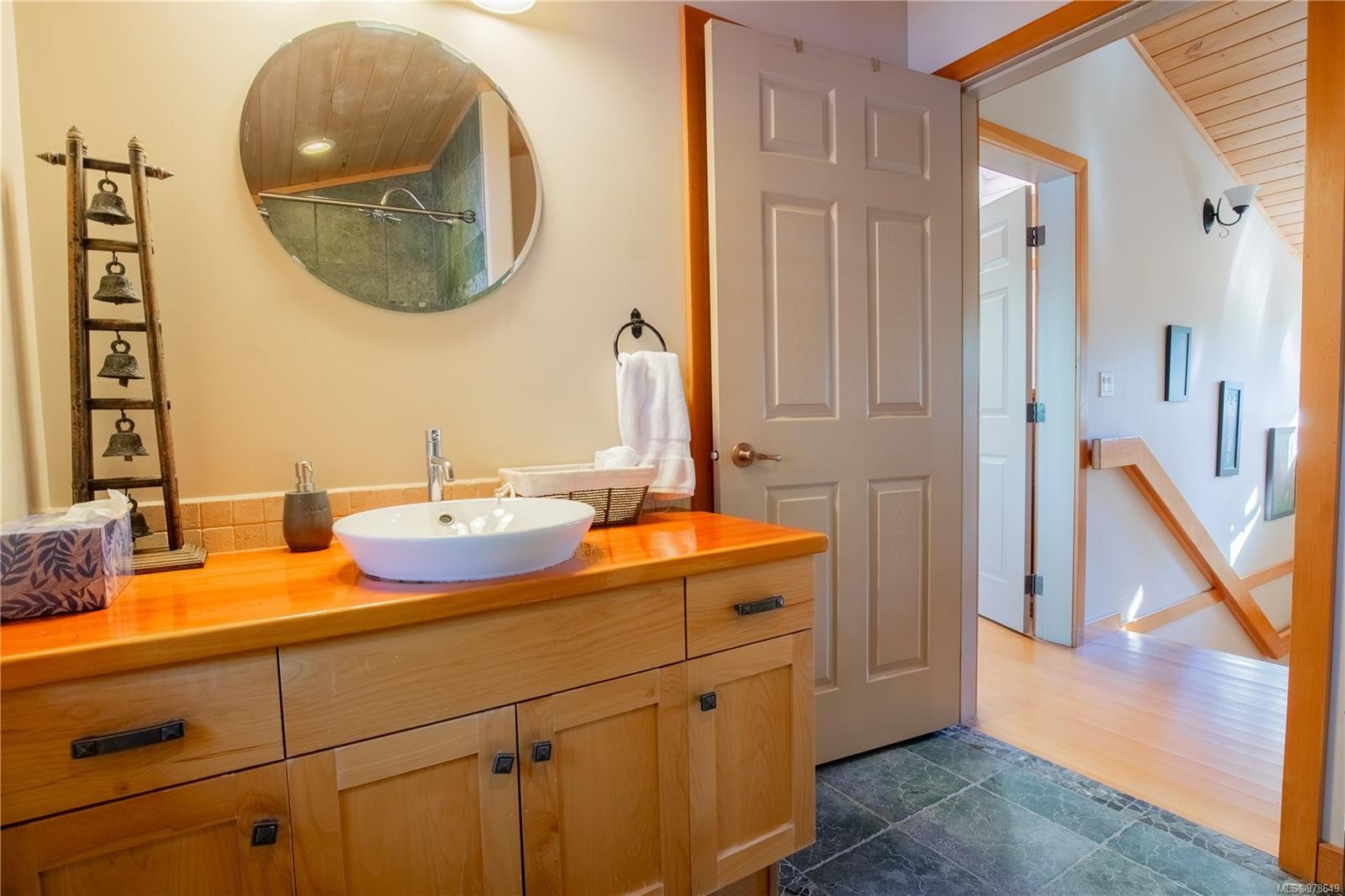 1027 Jensens Bay Rd, Tofino, BC