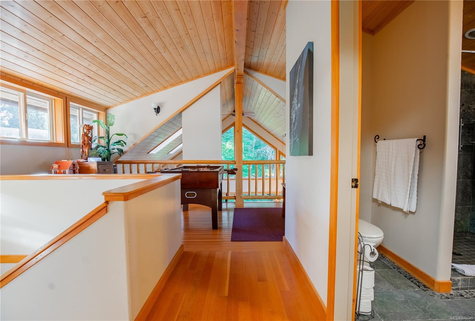 1027 Jensens Bay Rd, Tofino, BC