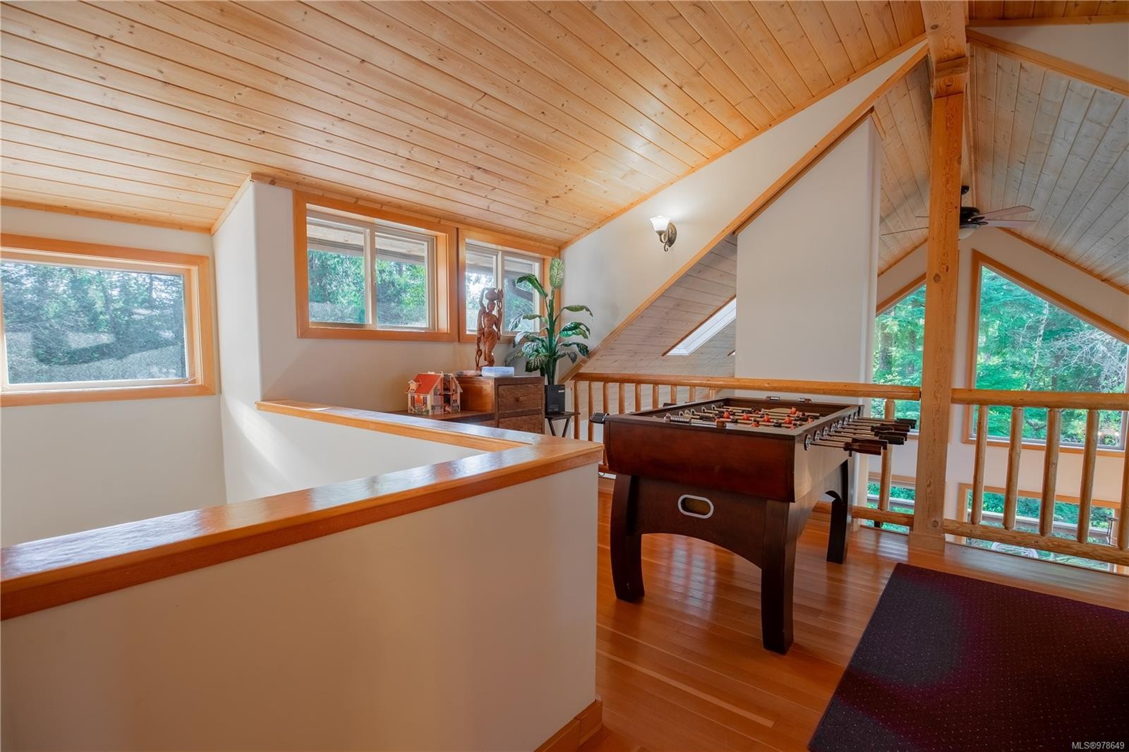 1027 Jensens Bay Rd, Tofino, BC