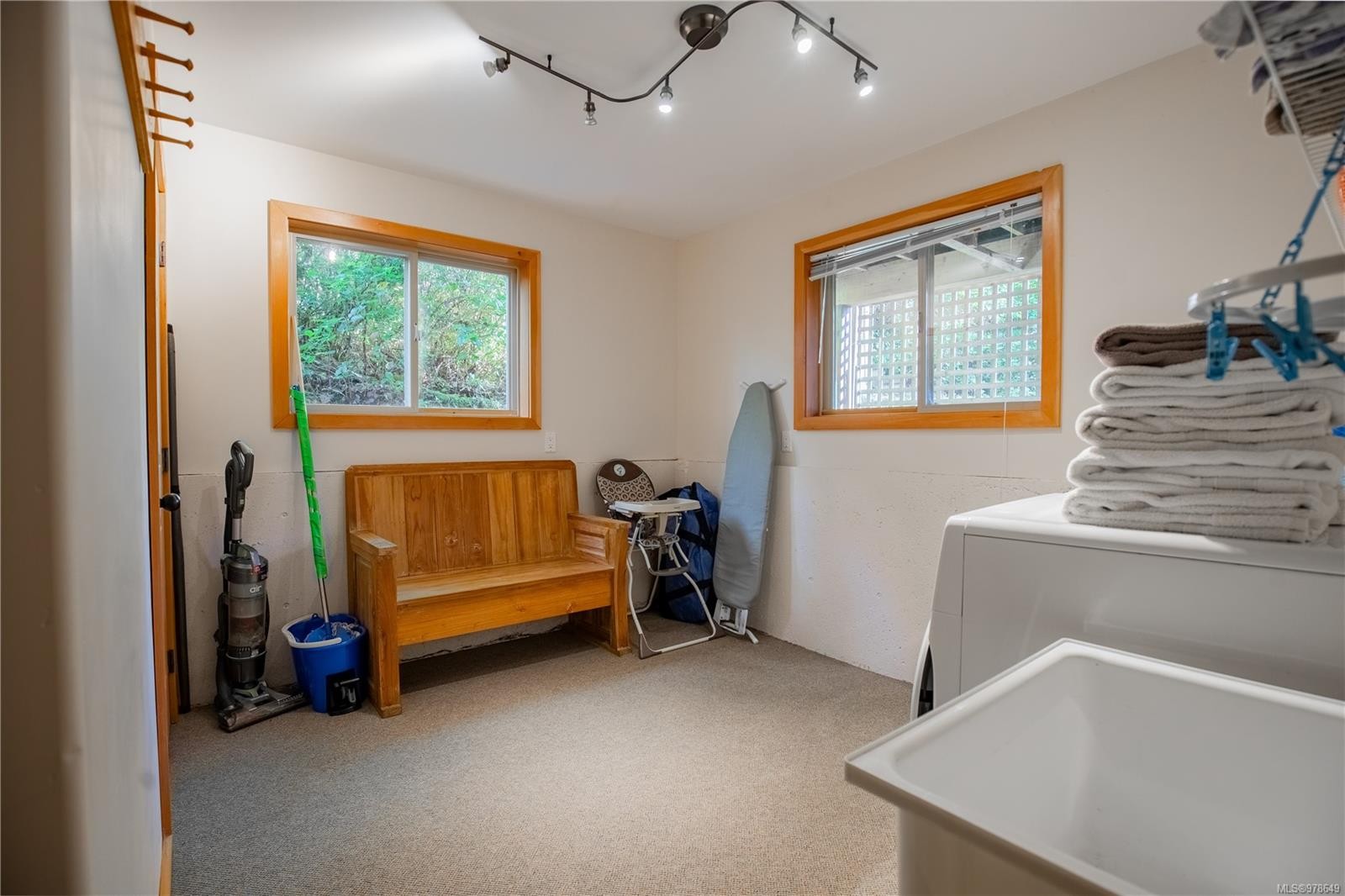 1027 Jensens Bay Rd, Tofino, BC