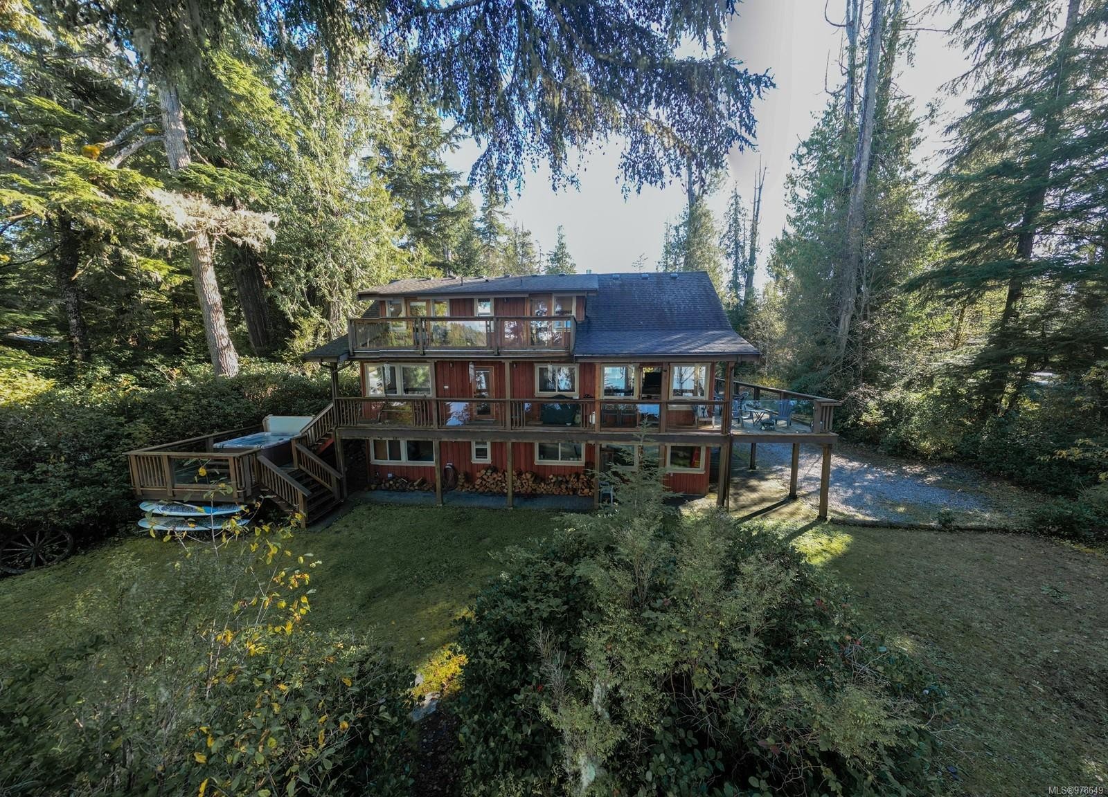 1027 Jensens Bay Rd, Tofino, BC