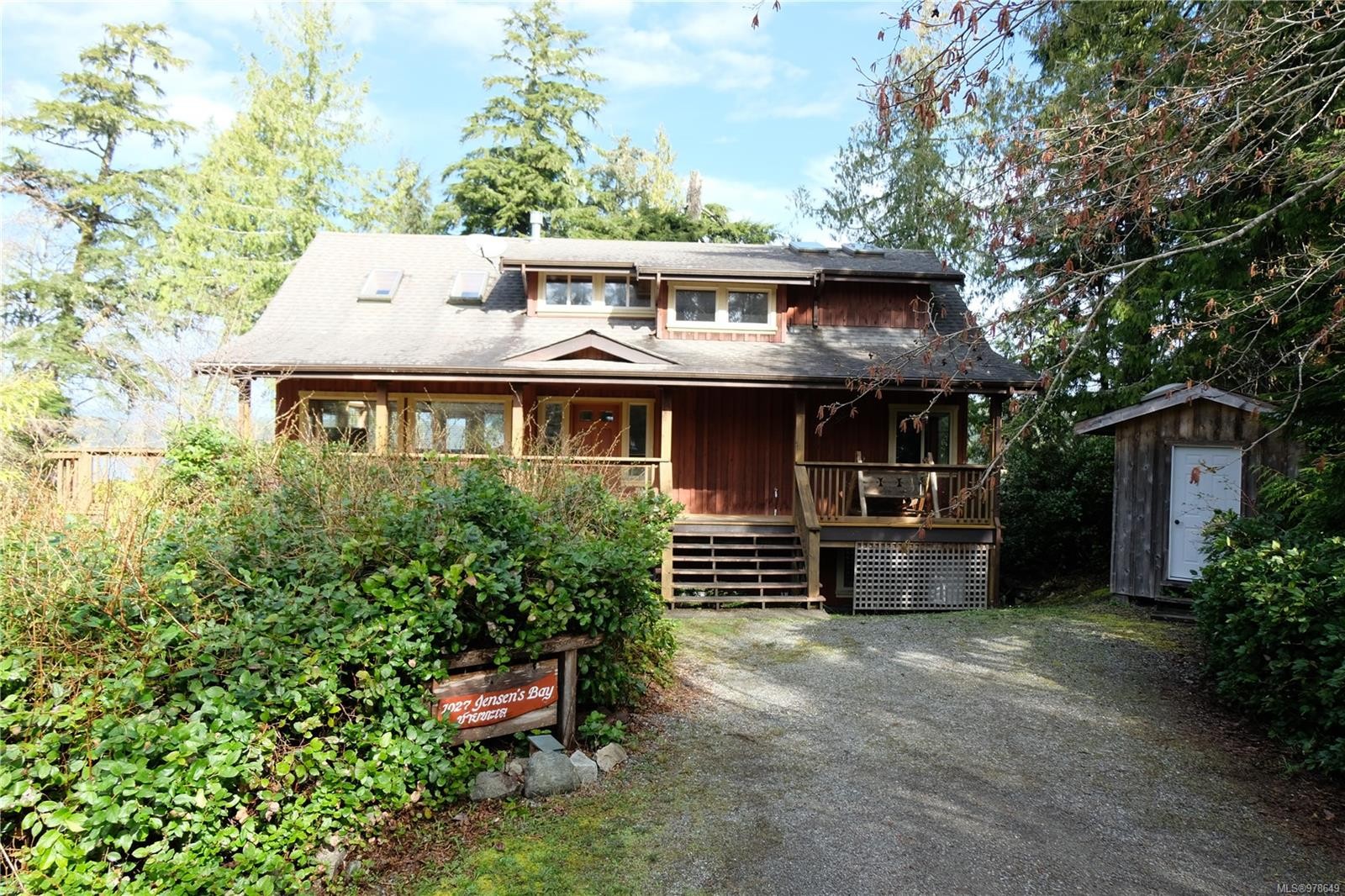 1027 Jensens Bay Rd, Tofino, BC