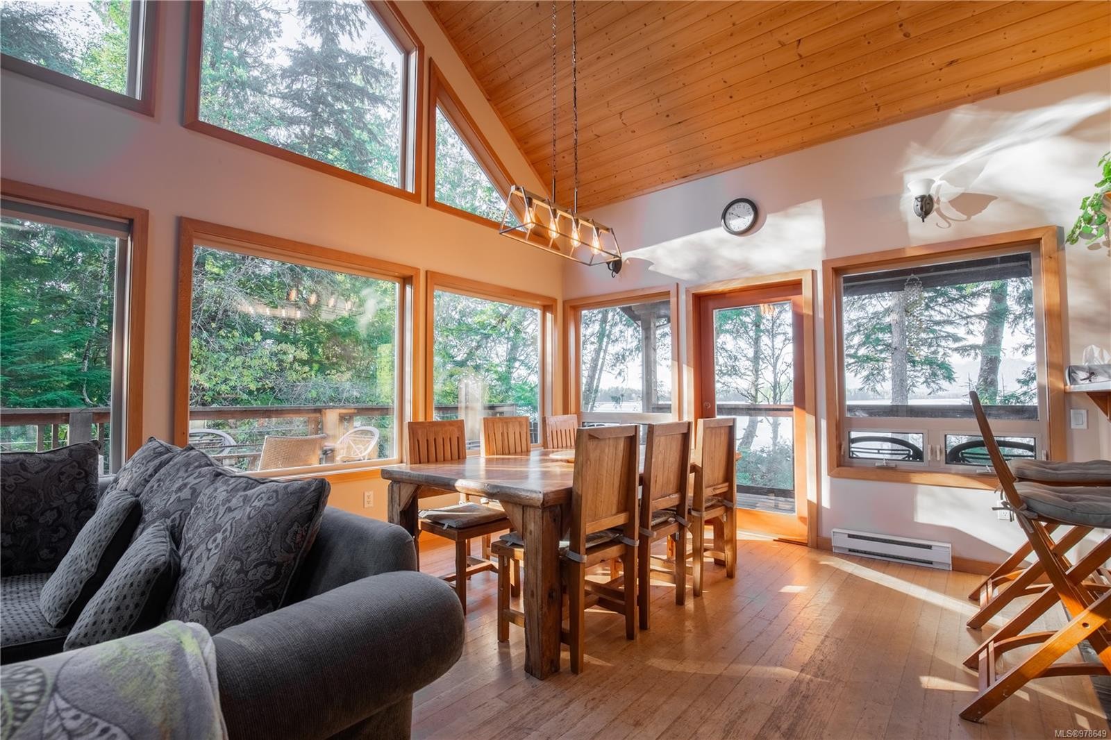 1027 Jensens Bay Rd, Tofino, BC