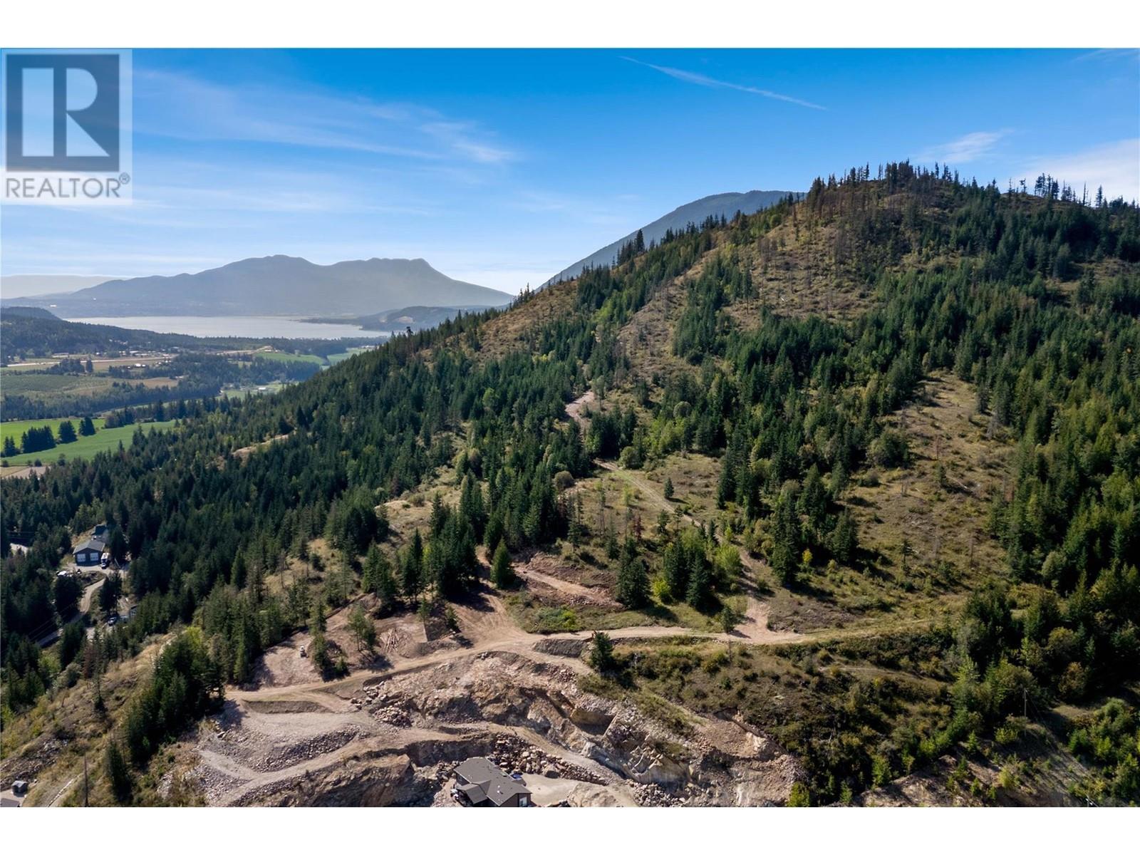 1885 Tappen Notch Hill Road Unit# 86, Tappen, BC