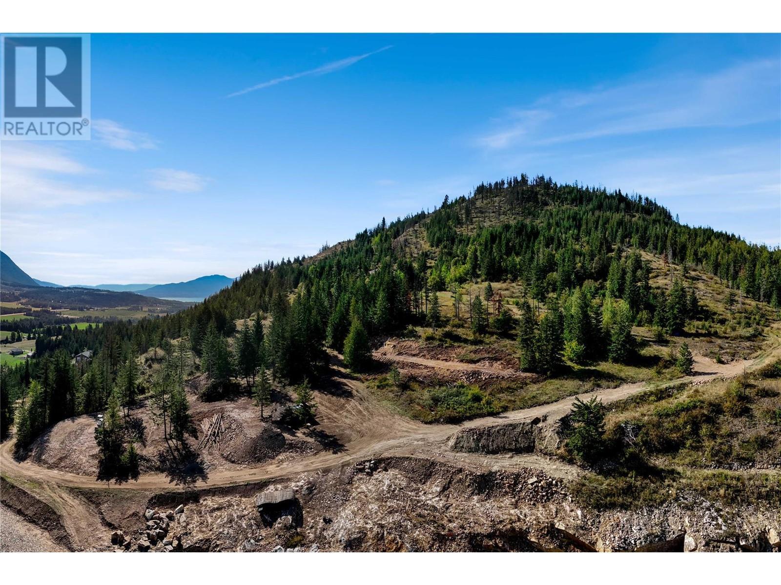 1885 Tappen Notch Hill Road Unit# 85, Tappen, BC