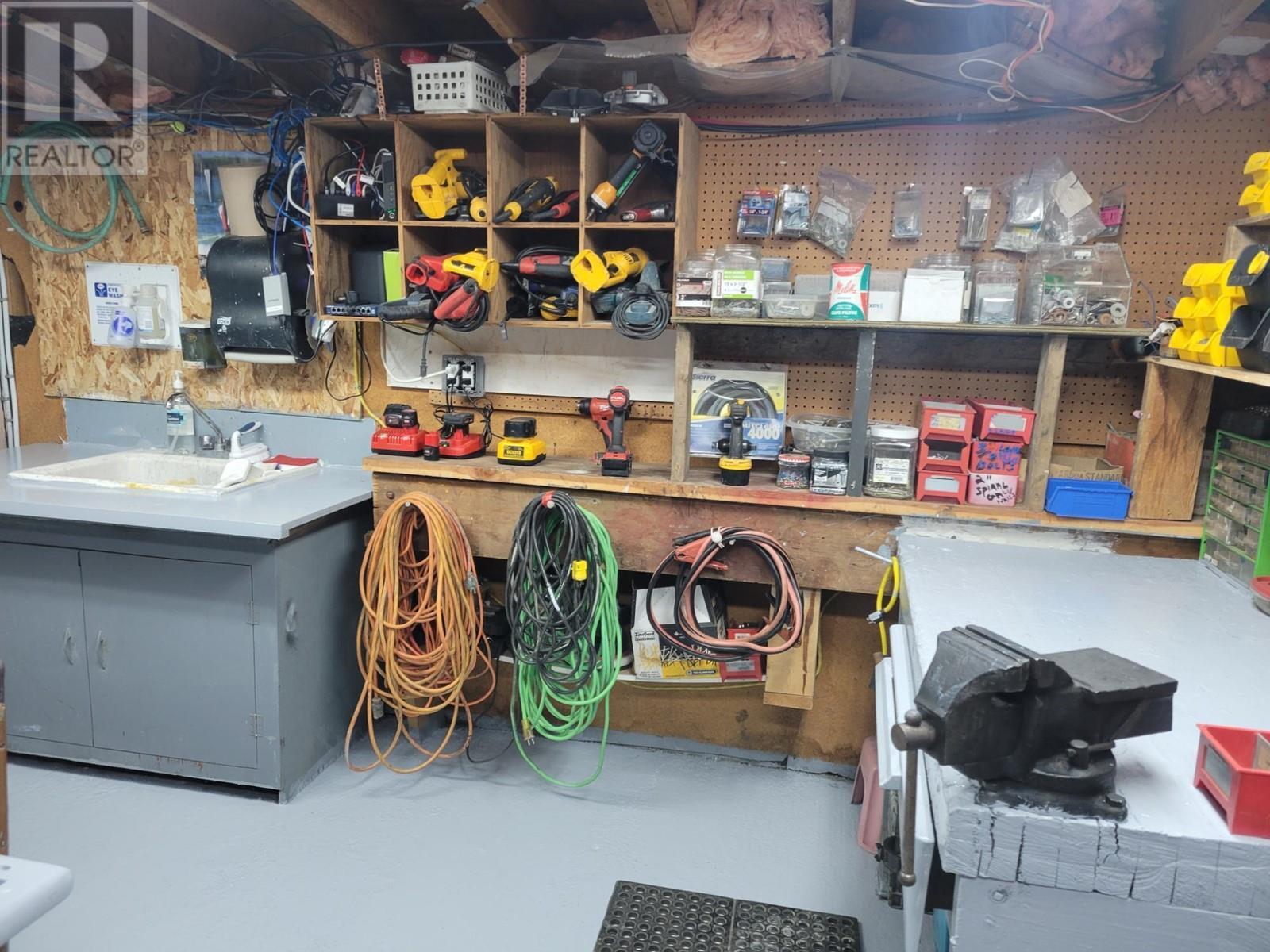 Shop - 173 Larson Road, Christina Lake, BC