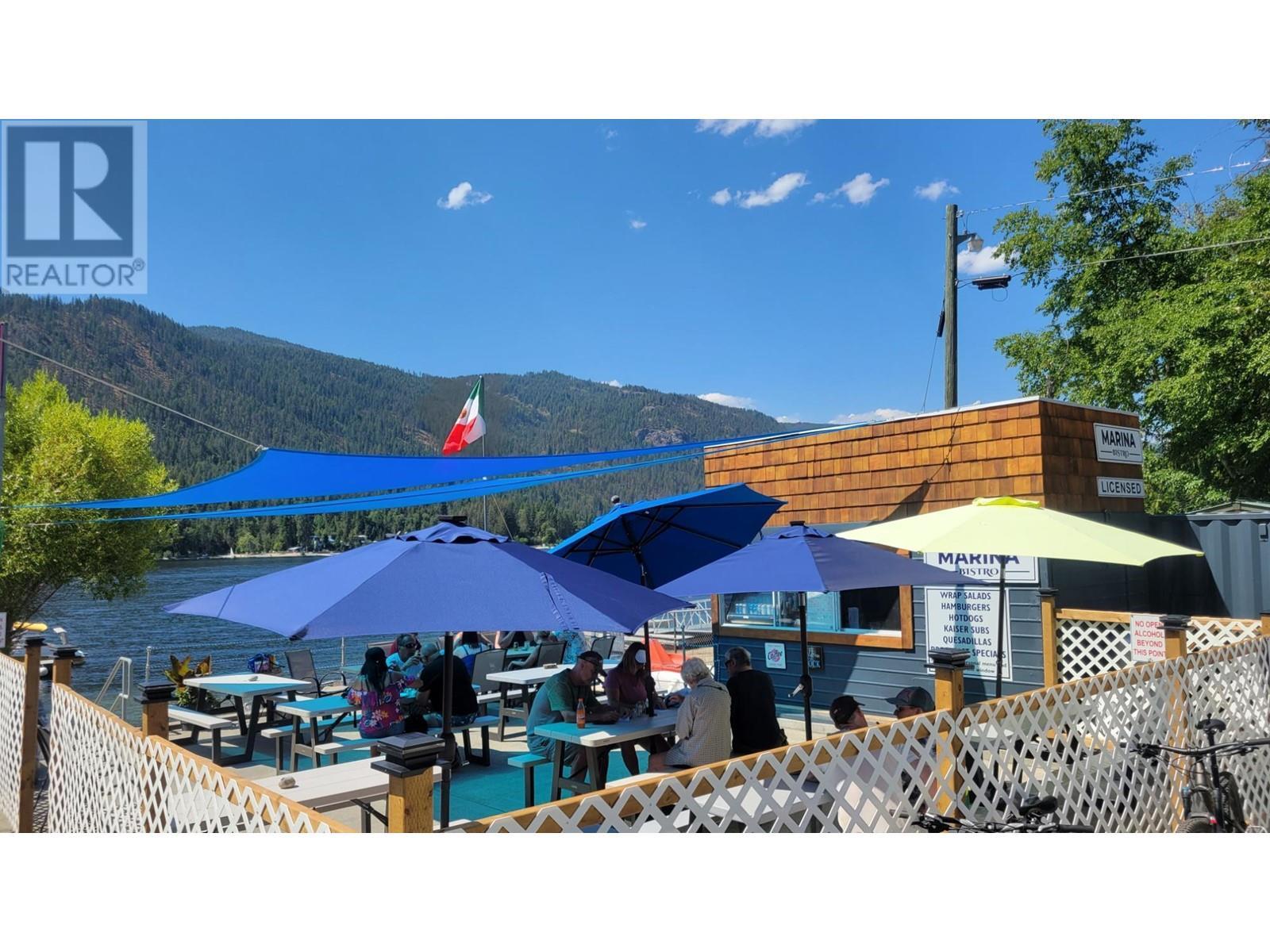 Patio - 173 Larson Road, Christina Lake, BC