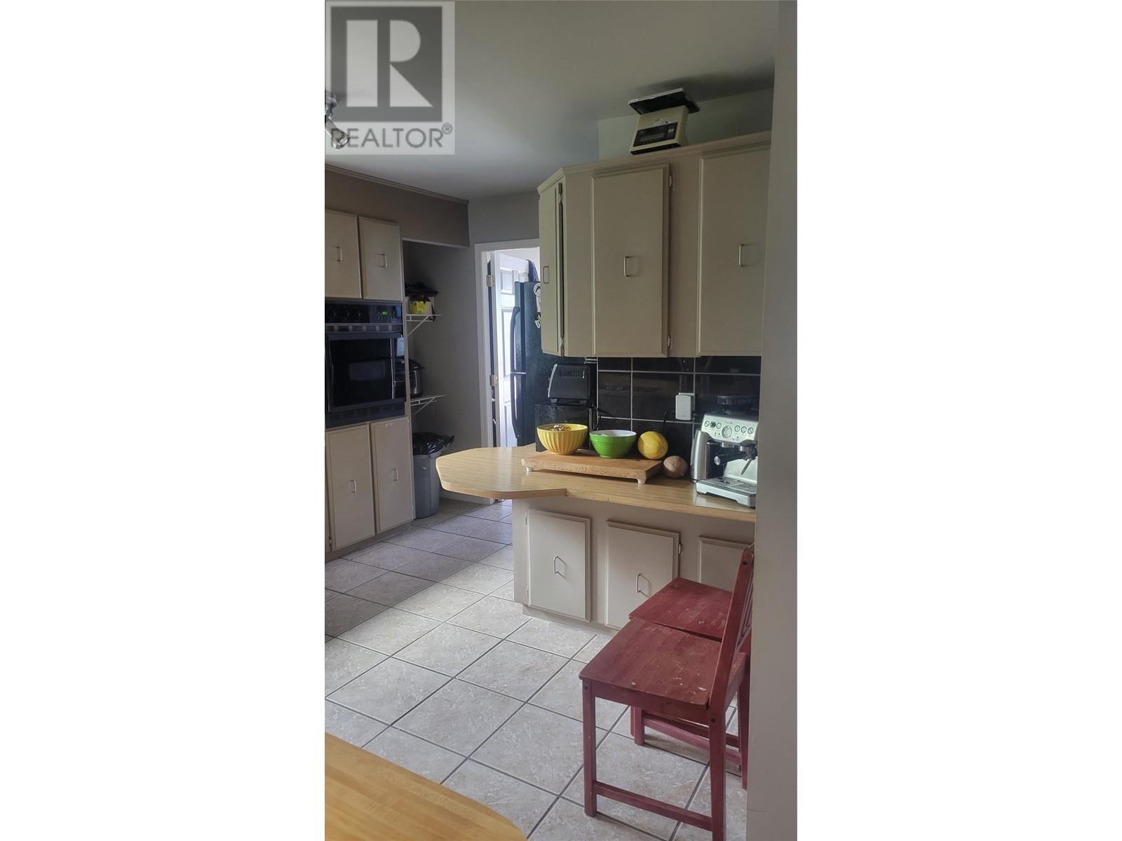 173 Larson Road, Christina Lake, BC