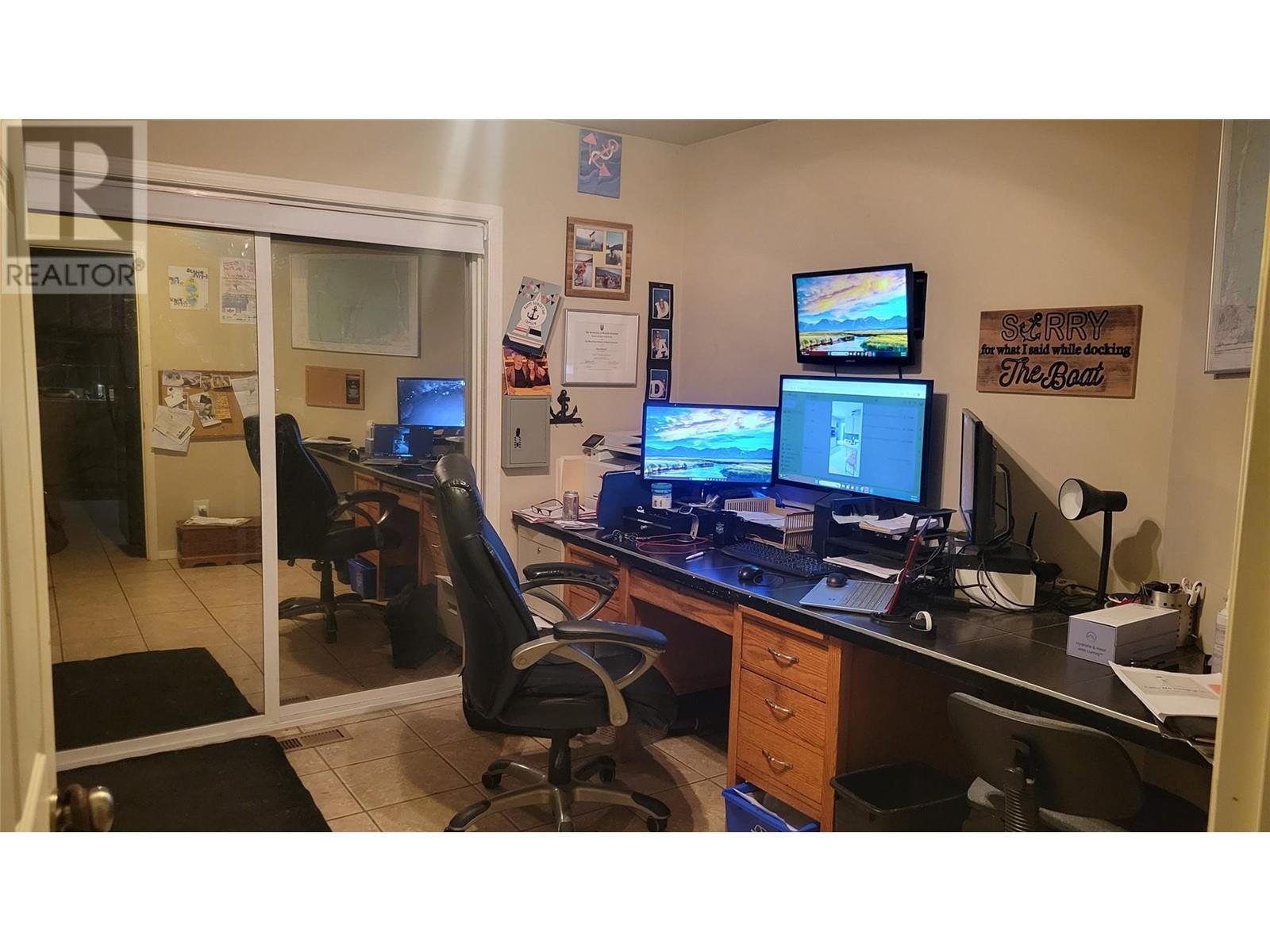 Marina Office - 173 Larson Road, Christina Lake, BC