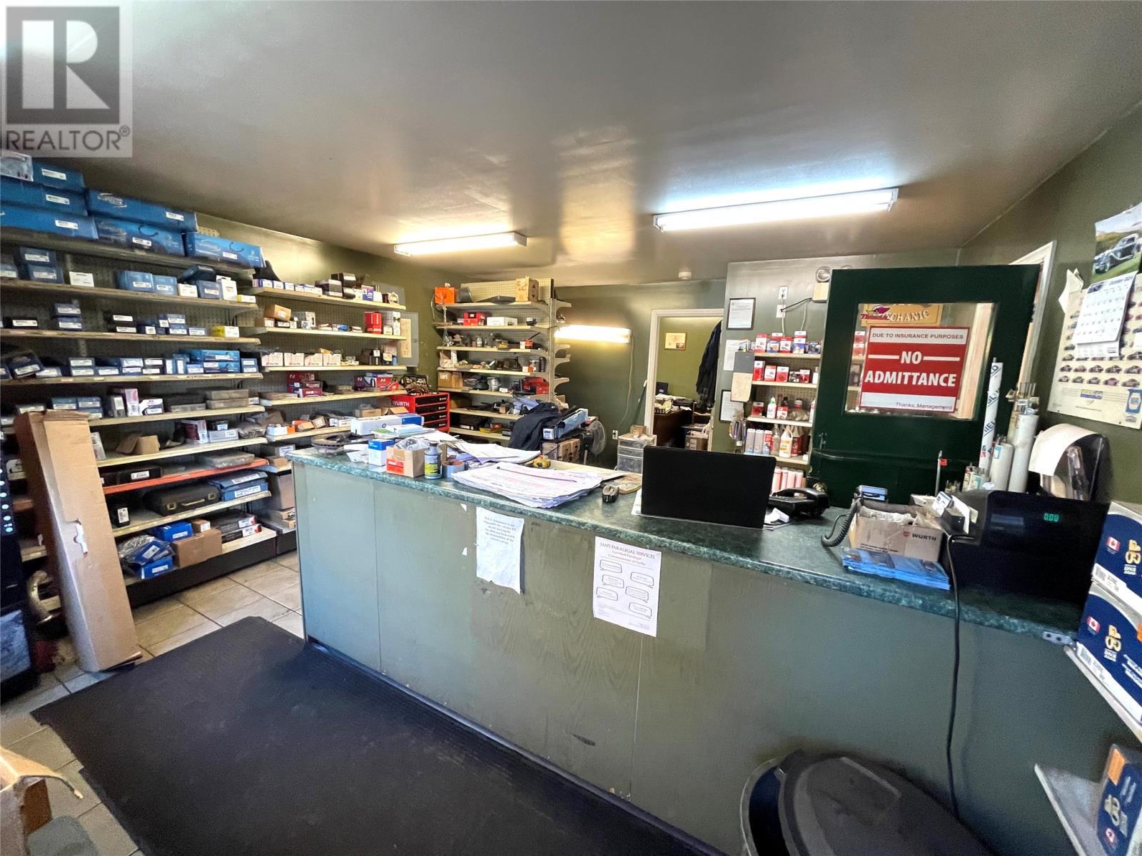 50 Commonwealth Drive, Botwood, NL