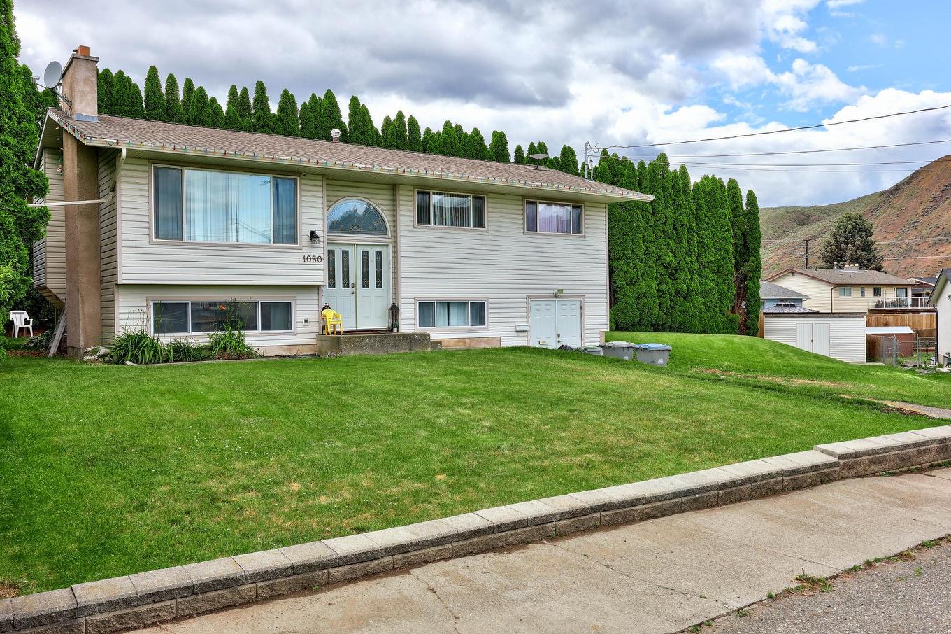 1050 North Glen Drive, Kamloops, BC - Outdoor