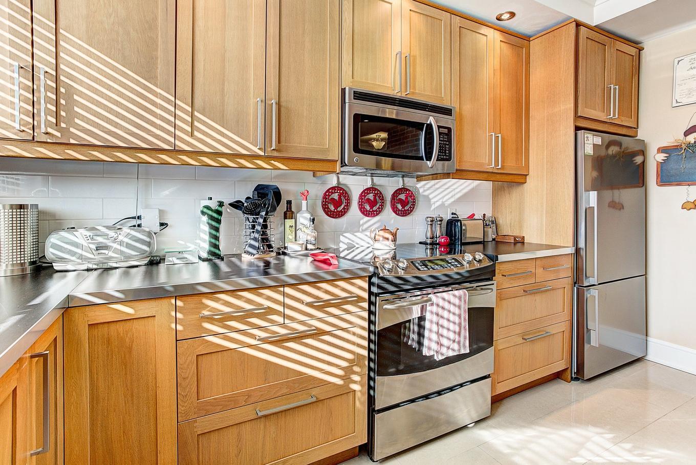 Kitchen - 3-51 Av. Roosevelt, Mont-Royal, QC - Indoor Photo Showing Kitchen