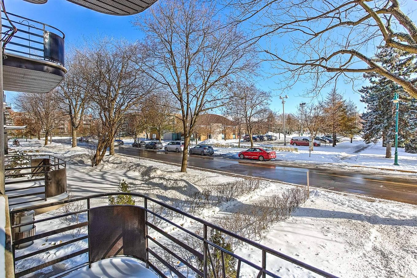 Balcony - 3-51 Av. Roosevelt, Mont-Royal, QC - Outdoor With View