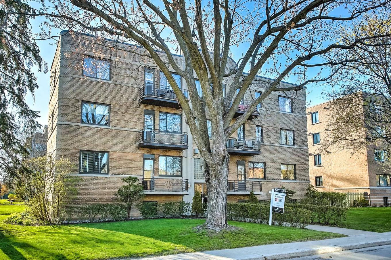 Frontage - 3-51 Av. Roosevelt, Mont-Royal, QC - Outdoor With Balcony