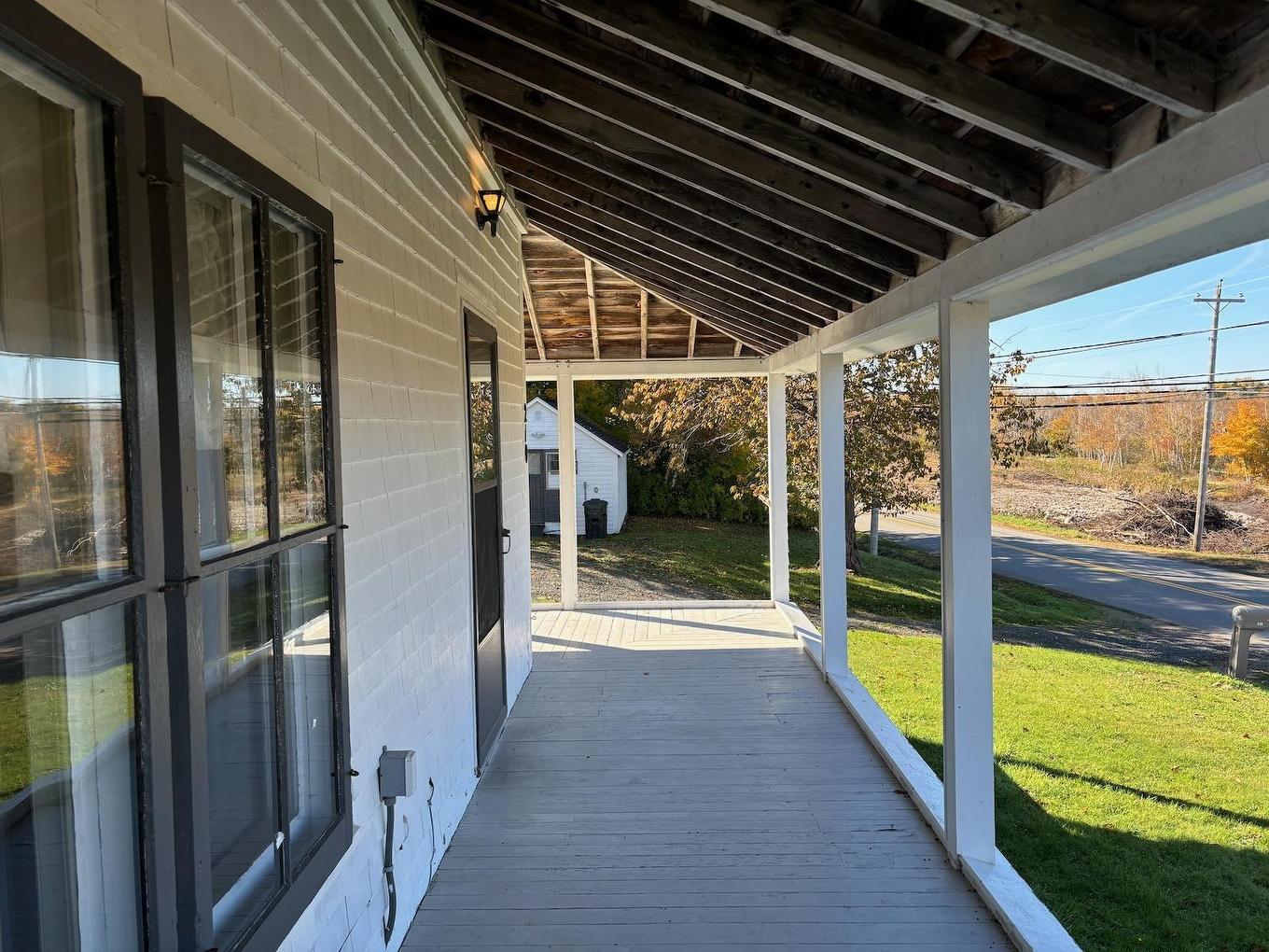 210 Highway 1, Smiths Cove, NS