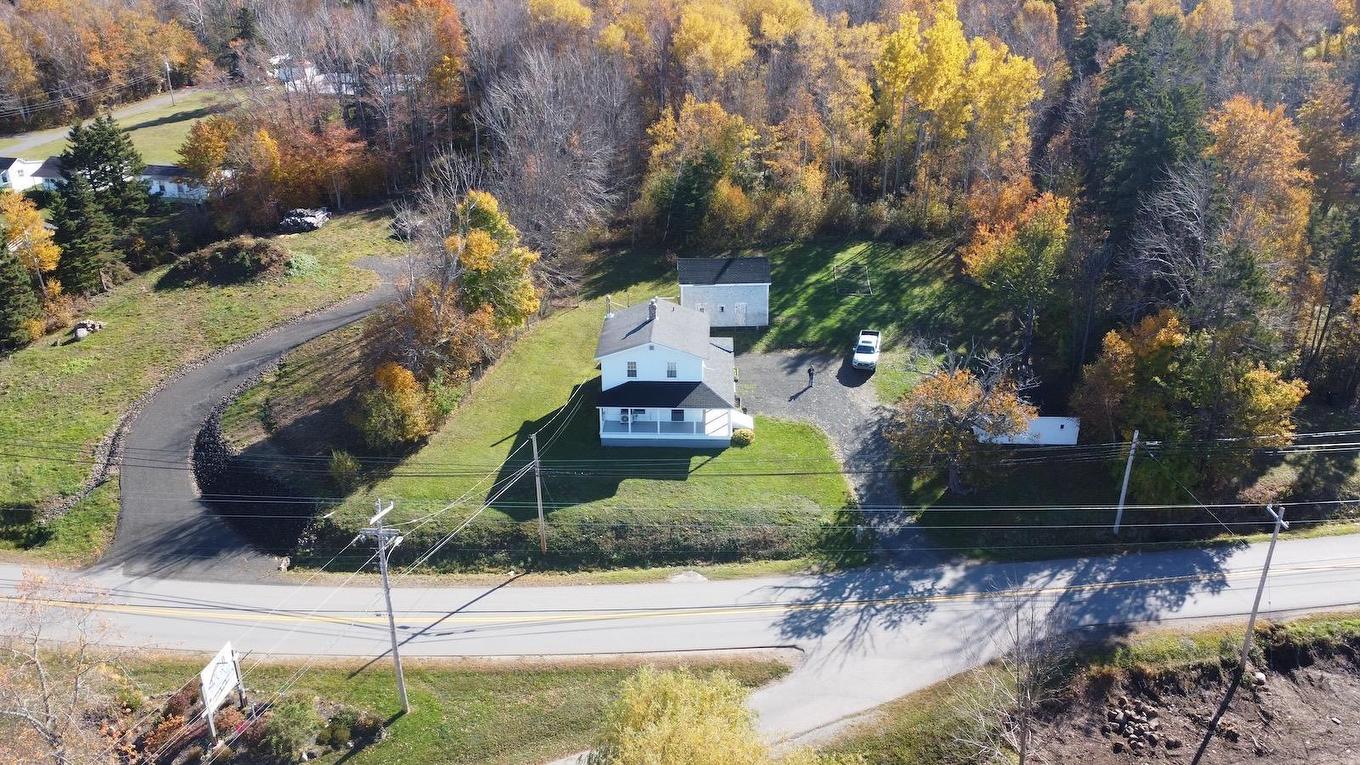 210 Highway 1, Smiths Cove, NS