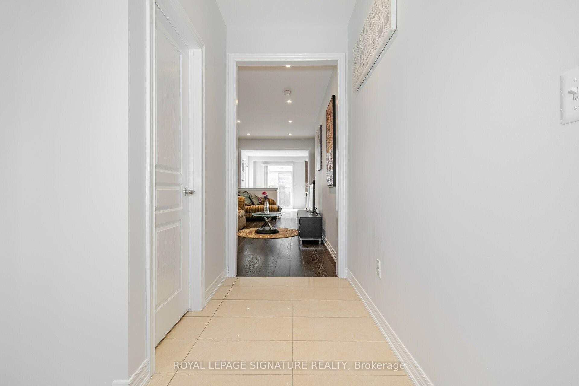 5520 Meadowcrest Avenue, Mississauga, ON - Indoor Photo Showing Other Room