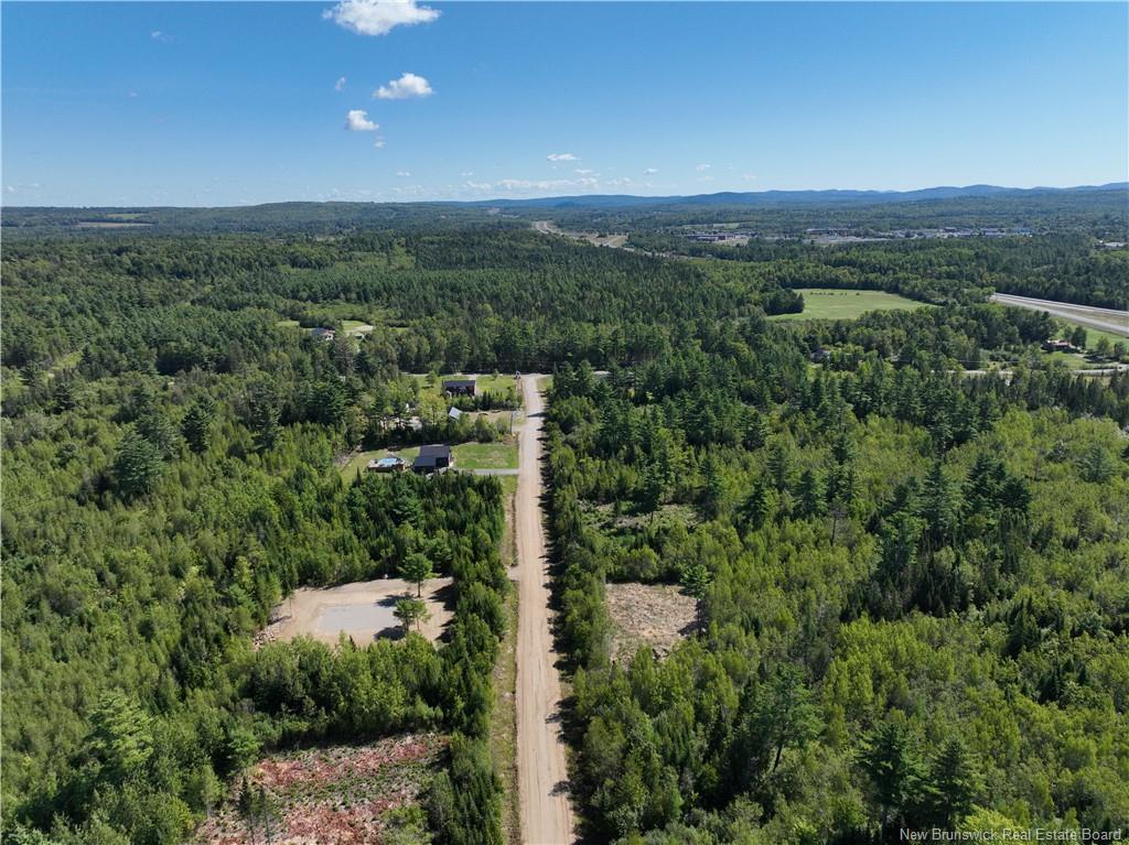 2 Crest Ave, Heathland, NB