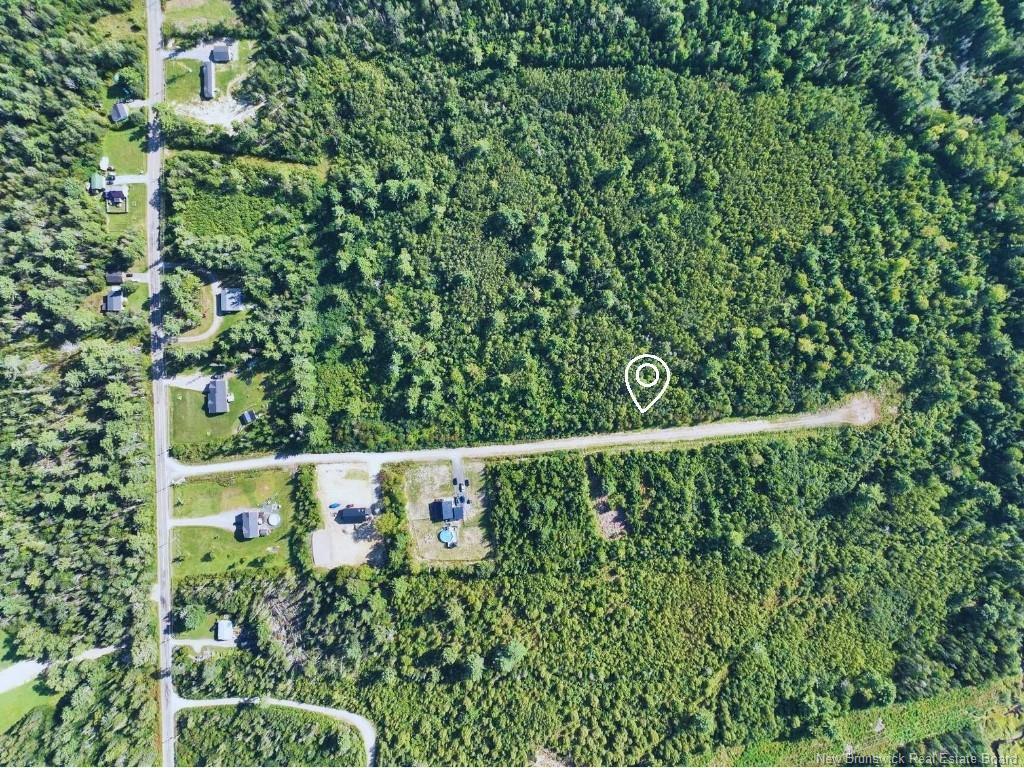 2 Crest Ave, Heathland, NB