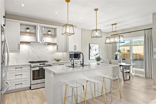 8 Palmer Rd, Petersfield, MB