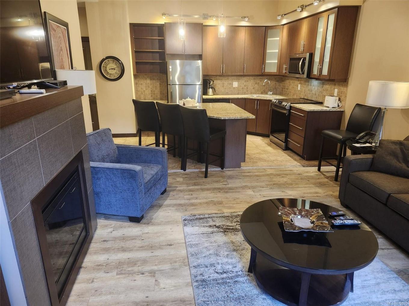 106-1175 Resort Dr, Parksville, BC - Indoor