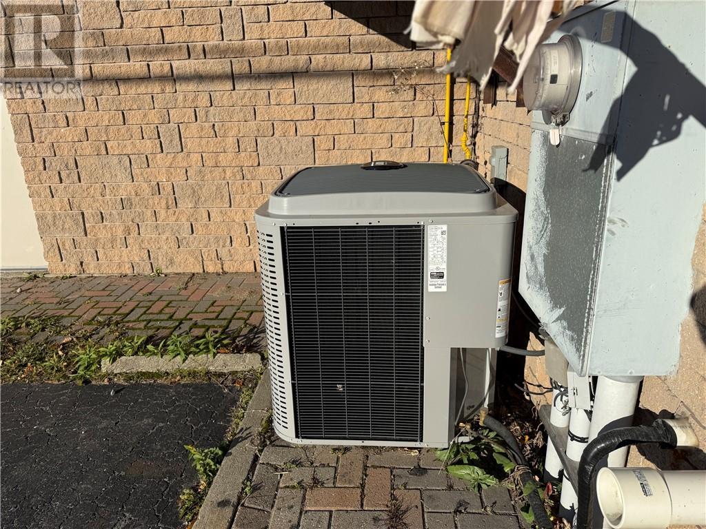 1203 Main, Whitefish Falls, ON