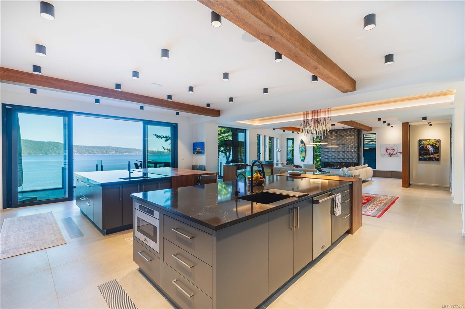 848 Lands End Rd, North Saanich, BC