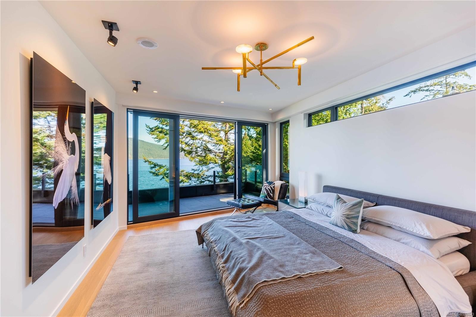 848 Lands End Rd, North Saanich, BC