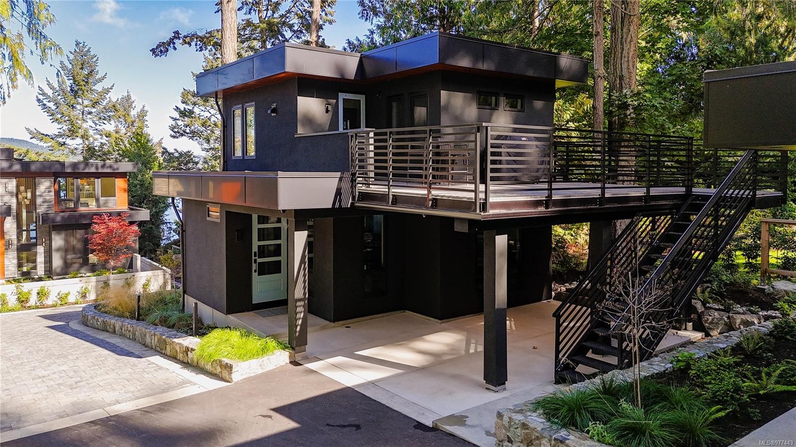 848 Lands End Rd, North Saanich, BC