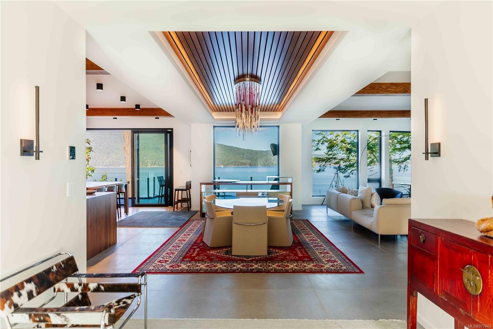 848 Lands End Rd, North Saanich, BC