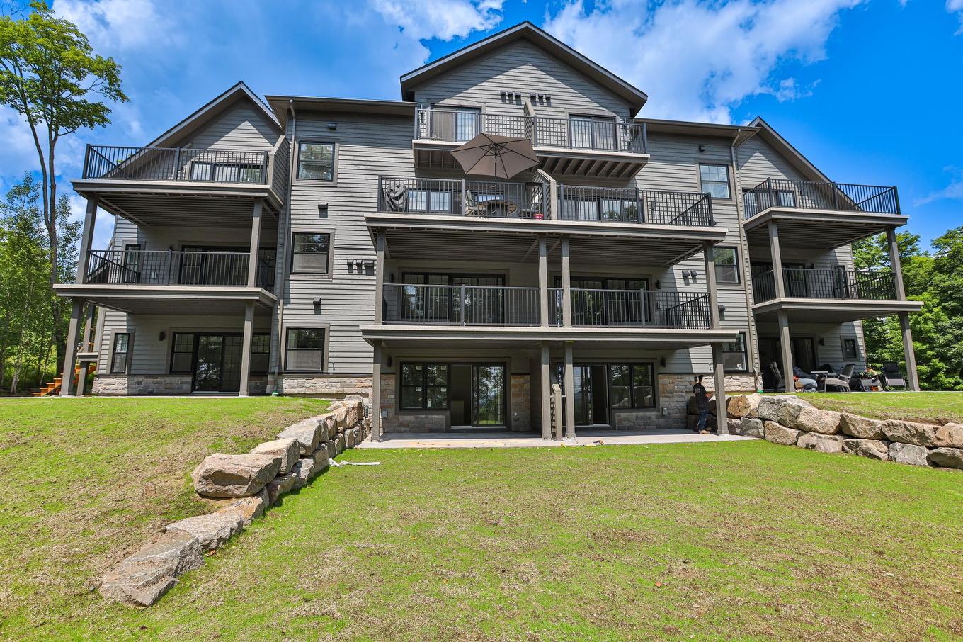 Back facade - 4-280 Rue Du Mont-Plaisant, Mont-Tremblant, QC - Outdoor With Facade