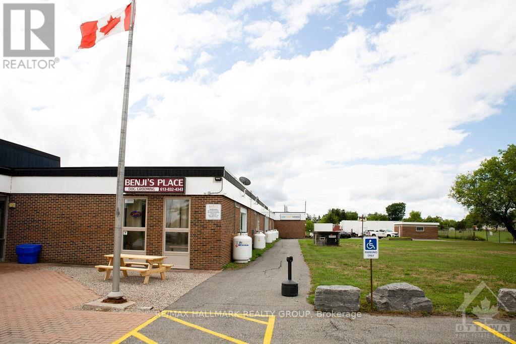 3765 Loggers Way, Ottawa, ON