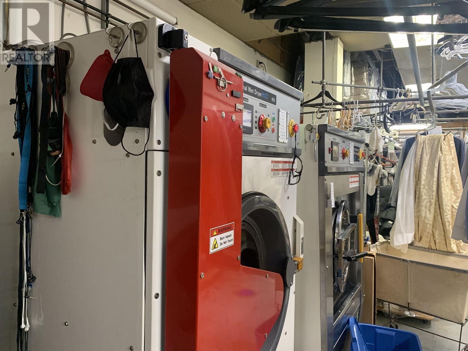 360 3025 Lougheed Highway, Coquitlam, BC