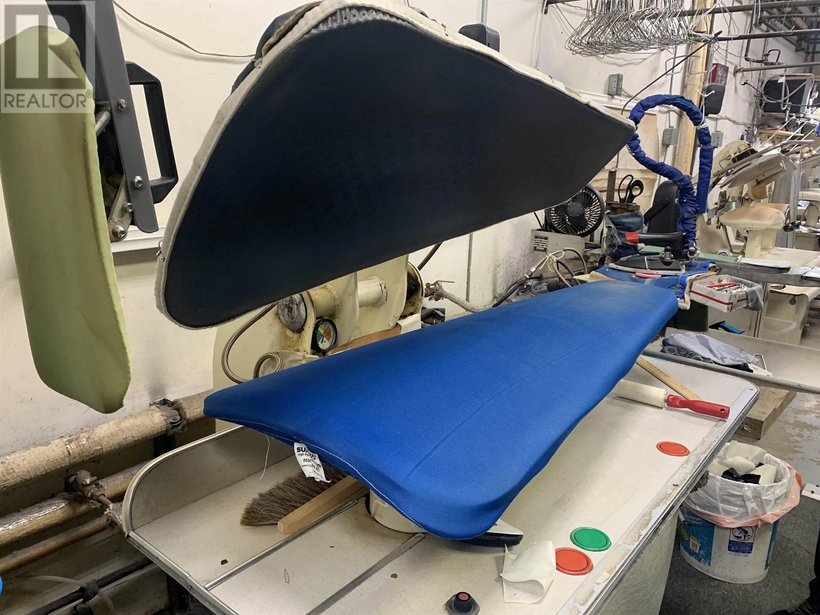 360 3025 Lougheed Highway, Coquitlam, BC