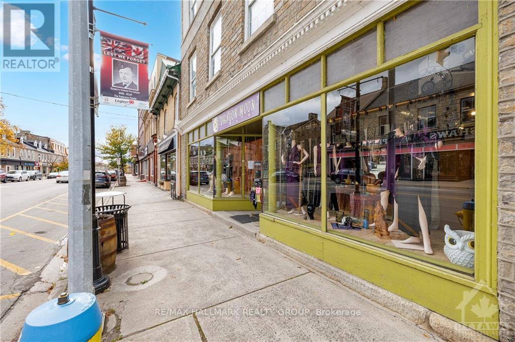 2 Gore Street E, Perth, ON