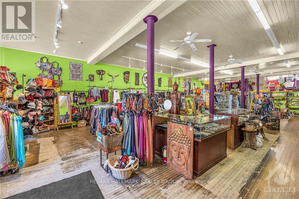 2 Gore Street E, Perth, ON