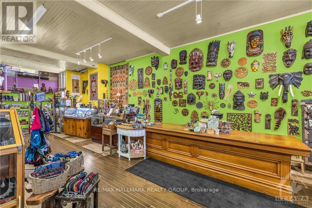 2 Gore Street E, Perth, ON